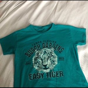 Busch gardens tiger teal kids top size M